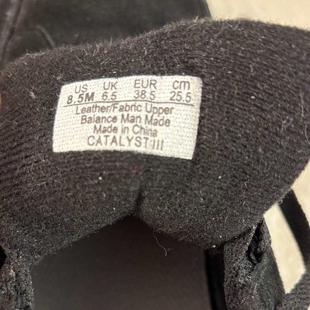 *NWOT* Ryka Catalyst III Walking Sneakers, Size 8.5M - Picture 7 of 8